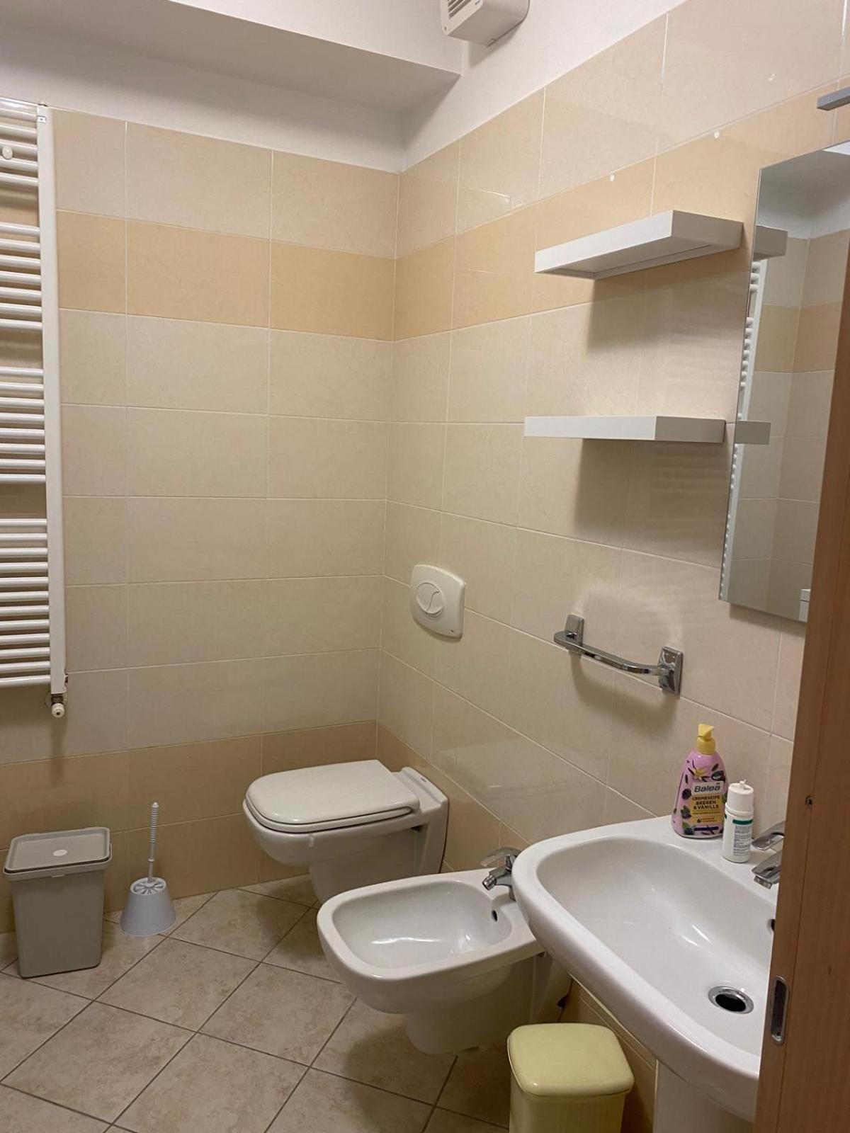 Alma Apartment Sirmione Quarto foto